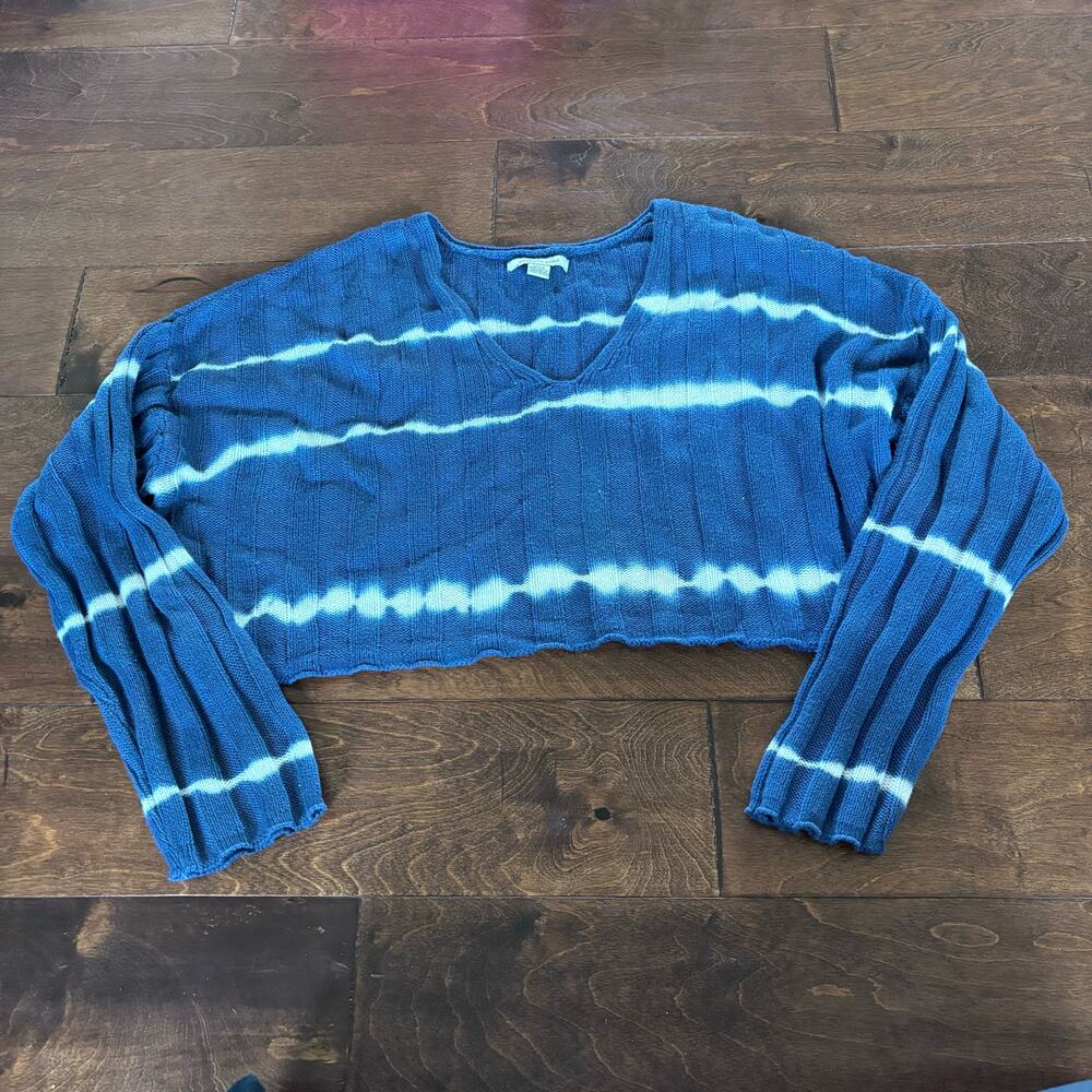 American Eagle Cropped Sweater Women's Size Small Blue White Tie Dye V Neck